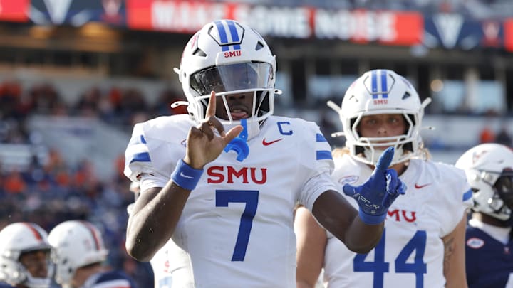 SMU quarterback Kevin Jennings 