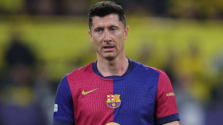 Robert Lewandowski est titulaire au Barça battu par Dortmund mardi soir.