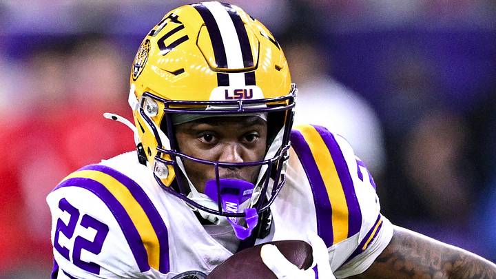 Louisiana State Tigers running back Harlem Berry runs the ball during the first half against the Houston Cougars