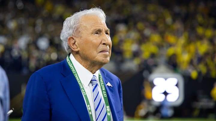 Jan 8, 2024; Houston, TX, USA; ESPN analyst Lee Corso in attendance of the Washington Huskies against the Michigan Wolverines during the 2024 College Football Playoff national championship game at NRG Stadium. Jan 8, 2024; Houston, TX, USA; ESPN analyst Lee Corso in attendance of the Washington Huskies against the Michigan Wolverines during the 2024 College Football Playoff national championship game at NRG Stadium.
