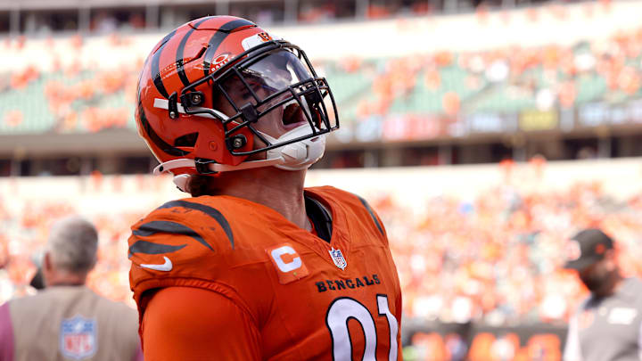 Sep 14, 2025; Cincinnati, Ohio, USA; Cincinnati Bengals defensive end Trey Hendrickson (91) celebrates the win after the game against the Jacksonville Jaguars at Paycor Stadium. Mandatory Credit: Joseph Maiorana-Imagn Images Sep 14, 2025; Cincinnati, Ohio, USA; Cincinnati Bengals defensive end Trey Hendrickson (91) celebrates the win after the game against the Jacksonville Jaguars at Paycor Stadium. Mandatory Credit: Joseph Maiorana-Imagn Images