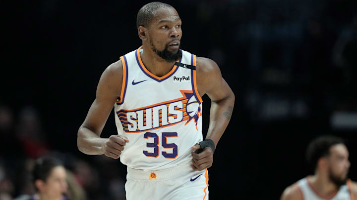 Phoenix Suns v Portland Trail Blazers