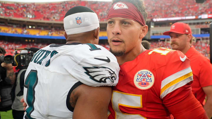 Sep 14, 2025; Kansas City, Missouri, USA; Philadelphia Eagles quarterback Jalen Hurts (1) and Kansas City Chiefs quarterback Patrick Mahomes (15) greet eachother after the game at GEHA Field at Arrowhead Stadium. Mandatory Credit: Jay Biggerstaff-Imagn Images Sep 14, 2025; Kansas City, Missouri, USA; Philadelphia Eagles quarterback Jalen Hurts (1) and Kansas City Chiefs quarterback Patrick Mahomes (15) greet eachother after the game at GEHA Field at Arrowhead Stadium. Mandatory Credit: Jay Biggerstaff-Imagn Images