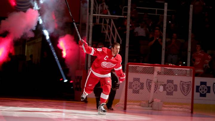 Red Wings forward Henrik Zetterberg is introduced before the opener against the Buffalo Sabres Wednesday, Oct. 2, 2013 at Joe Louis Arena.
Wings 010213 Kd007 Red Wings forward Henrik Zetterberg is introduced before the opener against the Buffalo Sabres Wednesday, Oct. 2, 2013 at Joe Louis Arena.
Wings 010213 Kd007