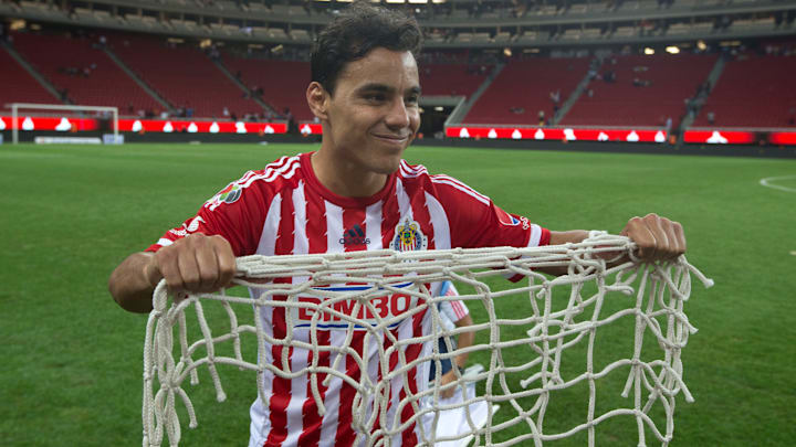 Omar Bravo logró romper el récord de Chava Reyes para instalarse como el máximo anotador en la historia del club.