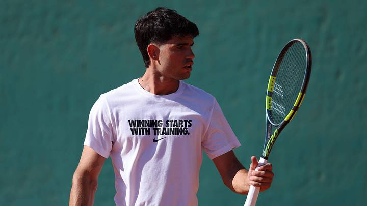 Carlos Alcaraz is making progress in his injury recovery. Carlos Alcaraz is making progress in his injury recovery.