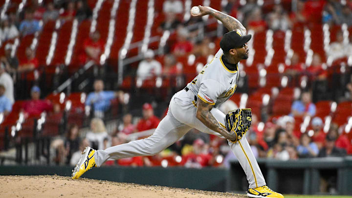 Sep 19, 2024; St. Louis, Missouri, USA;  Pittsburgh Pirates relief pitcher Aroldis Chapman (45) pitches against the St. Louis Cardinals during the ninth inning at Busch Stadium. Mandatory Credit: Jeff Curry-Imagn Images