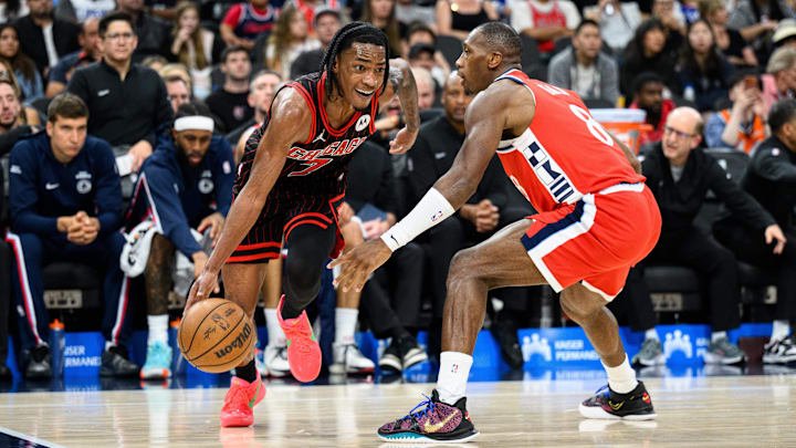Mar 13, 2026; Inglewood, California, USA; Chicago Bulls guard Rob Dillingham (7) drives the ball while under pressure from Los Angeles Clippers guard Kris Dunn (8) during the first half at Intuit Dome. Mandatory Credit: William Liang-Imagn Images Mar 13, 2026; Inglewood, California, USA; Chicago Bulls guard Rob Dillingham (7) drives the ball while under pressure from Los Angeles Clippers guard Kris Dunn (8) during the first half at Intuit Dome. Mandatory Credit: William Liang-Imagn Images
