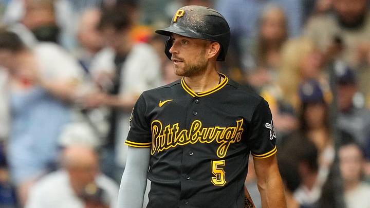 Aug 5, 2026; Milwaukee, Wisconsin, USA; Pittsburgh Pirates second baseman Brandon Lowe (5) during the game against the Milwaukee Brewers at American Family Field. Mandatory Credit: Jeff Hanisch-Imagn Images Aug 5, 2026; Milwaukee, Wisconsin, USA; Pittsburgh Pirates second baseman Brandon Lowe (5) during the game against the Milwaukee Brewers at American Family Field. Mandatory Credit: Jeff Hanisch-Imagn Images