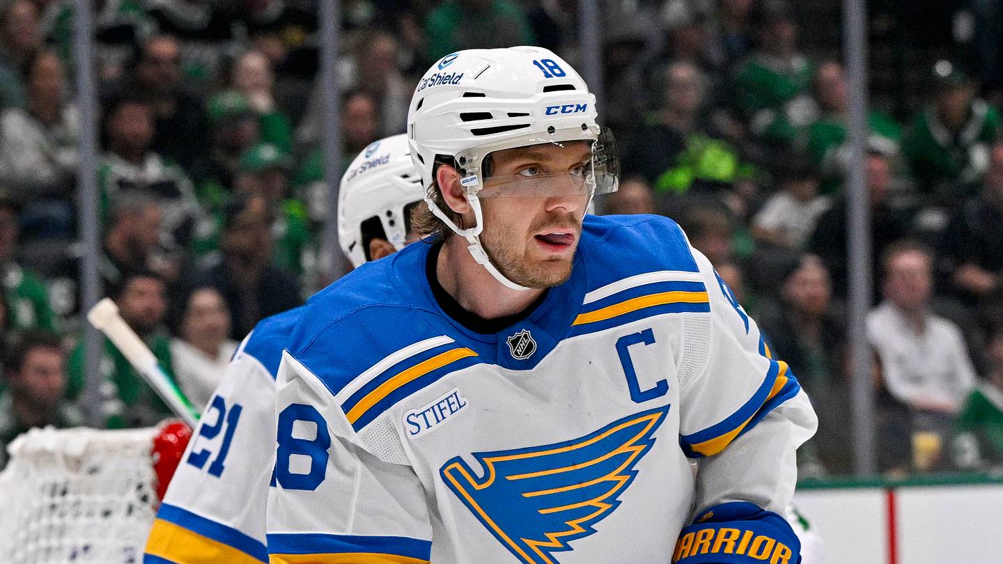 Thomas has the best chance for an offensive explosion against the Bedard-less Blackhawks