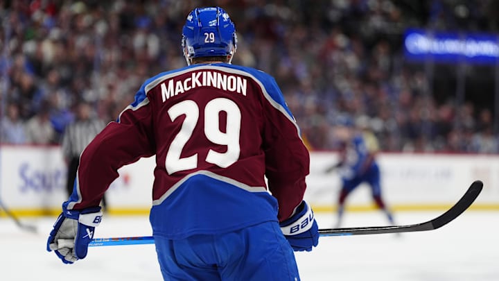 Nathan MacKinnon and the Avalanche are big favorites against the Penguins.