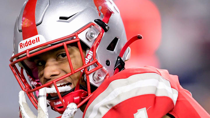 Saraland's Ryan Williams plays against Mountain Brook in the AHSAA Class 6A State Football