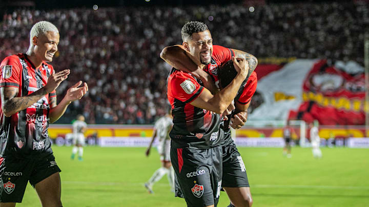 Vitória venceu o Atlético-BA com autoridade