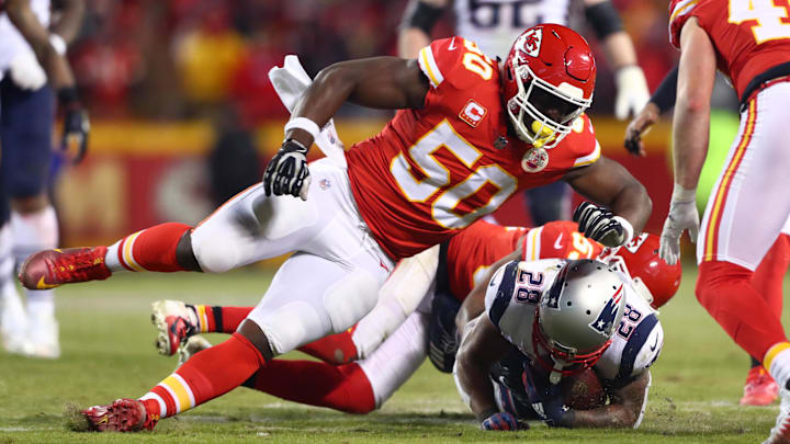 Jan 20, 2019; Kansas City, MO, USA; Kansas City Chiefs linebacker Justin Houston (50) tackles New