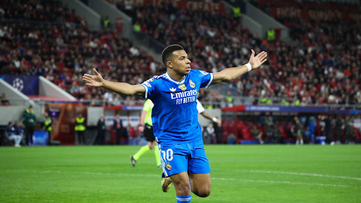 FBL-EUR-CHL-OLYMPIAKOS-REAL MADRID