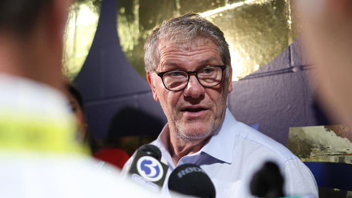Dave Portnoy Flames Geno Auriemma for Resurfaced Ice Cold Caitlin Clark Take