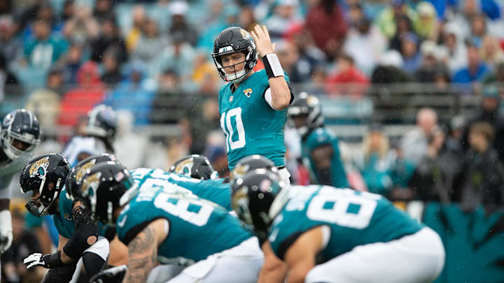 Dec 29, 2024; Jacksonville, Florida, USA; Jacksonville Jaguars quarterback Mac Jones (10) calling for motion against the Tennessee Titans in the first quarter at EverBank Stadium. Mandatory Credit: Jeremy Reper-Imagn Images
