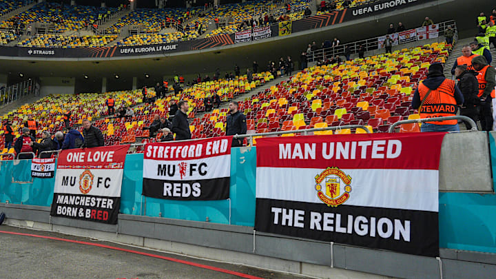 Manchester United completed an unbeaten Europa League league phase earning a bye to the round of 16.