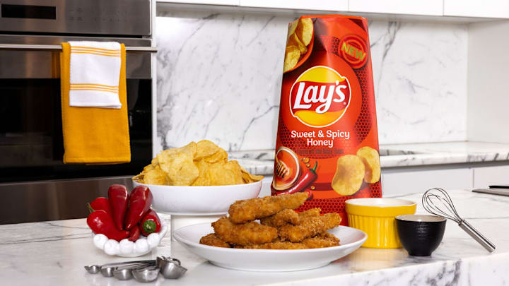 Lay's Sweet and Spicy Honey chips