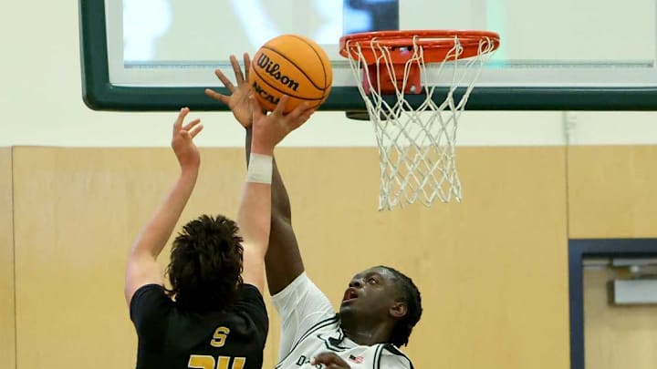 The Arkansas high school boys basketball state tournaments tip off this week.