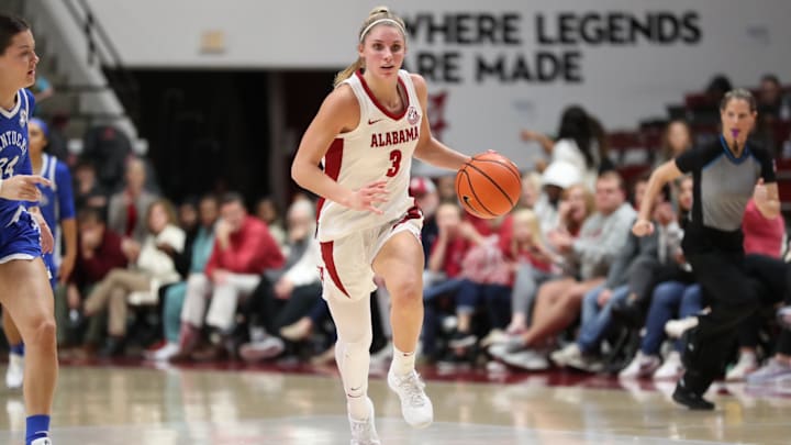 Sarah Ashlee Barker on a drive against Kentucky.