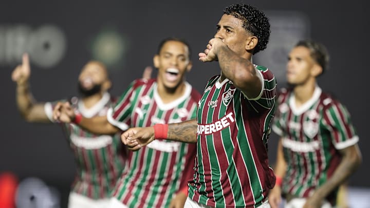 John Kennedy fez o segundo gol contra o Tricolor Suburbano