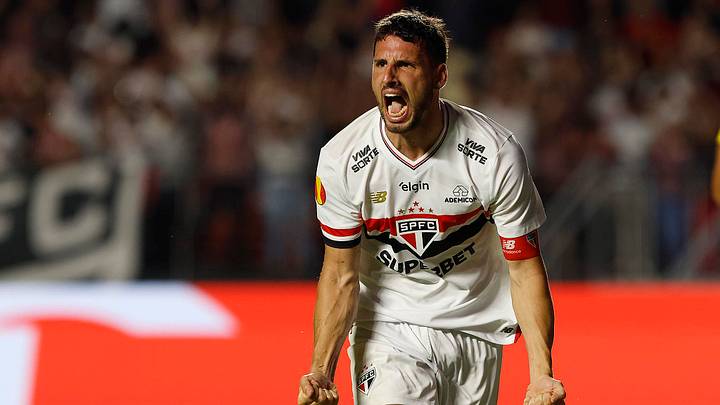 Calleri soma seis participações em gols em 11 jogos neste ano Calleri soma seis participações em gols em 11 jogos neste ano