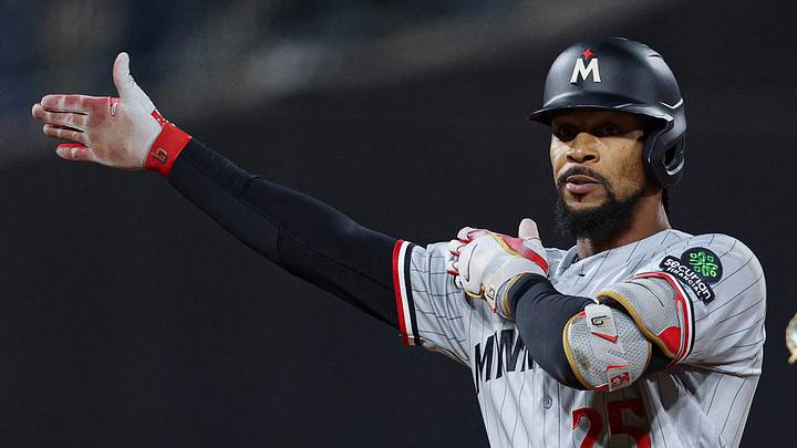 Apr 23, 2026; New York City, New York, USA;  Minnesota Twins center fielder Byron Buxton (25) reacts after hitting a double during the ninth inning against the New York Mets at Citi Field. Mandatory Credit: Vincent Carchietta-Imagn Images