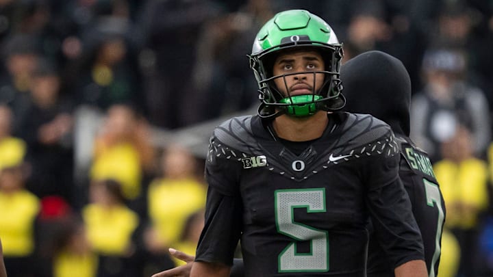 Dante Moore and Oregon are major favorites against Rutgers on Saturday.