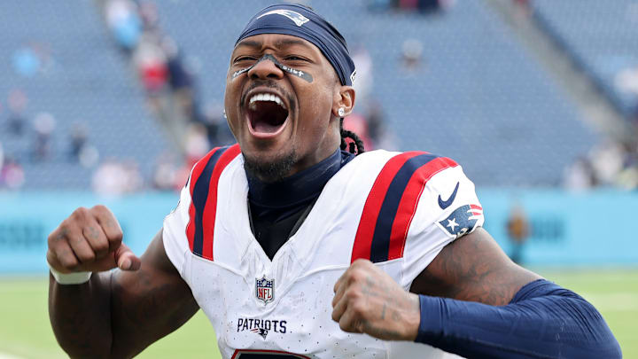 New England Patriots v Tennessee Titans