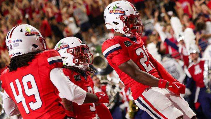 Sep 19, 2026; Tucson, Arizona, USA; Arizona Wildcats wide receiver Caleb Smith (20) celebrates during the second quarter of the game against the Northern Illinois Huskies at Casino Del Sol Stadium. Sep 19, 2026; Tucson, Arizona, USA; Arizona Wildcats wide receiver Caleb Smith (20) celebrates during the second quarter of the game against the Northern Illinois Huskies at Casino Del Sol Stadium.