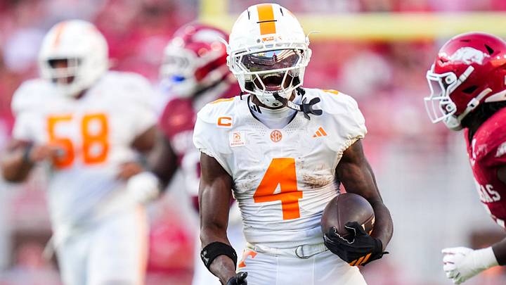 Tennessee wide receiver Mike Matthews (4) celebrates a big play during a college football game between Tennessee and Arkansas at Donald W. Reynolds Razorback Stadium in Fayetteville, Ark., on Oct. 10, 2026.