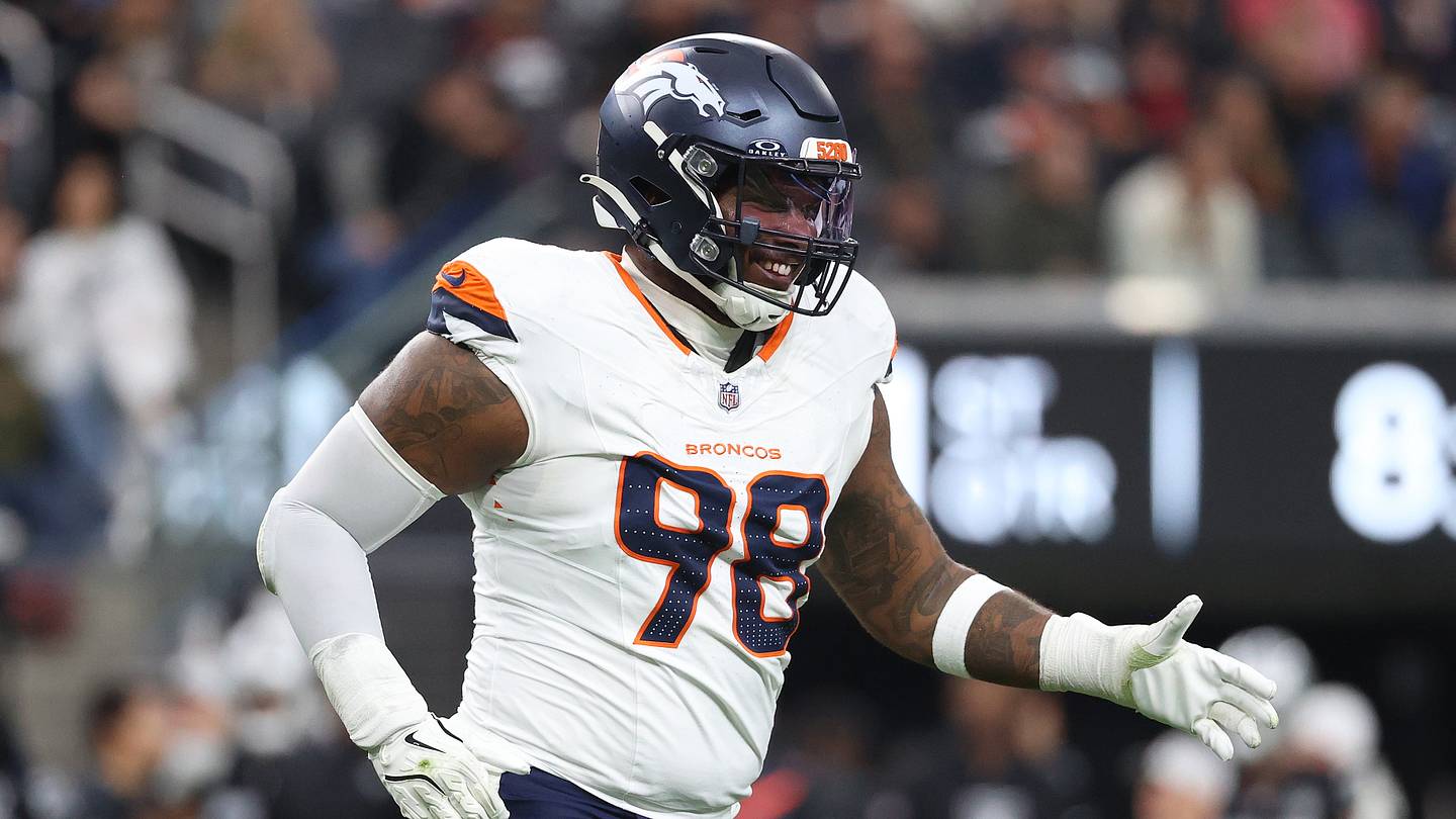 Dre Greenlaw Joins Broncos with $31.5M Contract