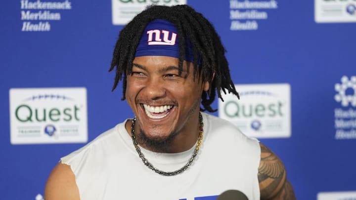 NY Giants wide receiver WanÕDale Robinson 