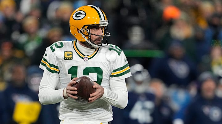 Aaron Rodgers ha jugado con el pulgar derecho roto 