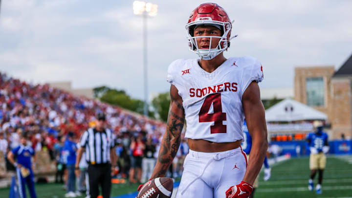 Sep 16, 2023; Tulsa, Oklahoma, USA; Oklahoma's Nic Anderson (4) celebrates in the end zone after scoring a touchdown in the third quarter during an NCAA football game between University of Oklahoma (OU) and University of Tulsa at Skelly Field at H.A. Chapman Stadium. Mandatory Credit: Nathan J. Fish-Imagn Images Sep 16, 2023; Tulsa, Oklahoma, USA; Oklahoma's Nic Anderson (4) celebrates in the end zone after scoring a touchdown in the third quarter during an NCAA football game between University of Oklahoma (OU) and University of Tulsa at Skelly Field at H.A. Chapman Stadium. Mandatory Credit: Nathan J. Fish-Imagn Images