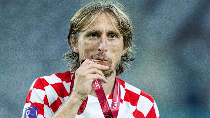 Luka Modric a terminé troisième du Mondial 2022 avec la Croatie. Luka Modric a terminé troisième du Mondial 2022 avec la Croatie.