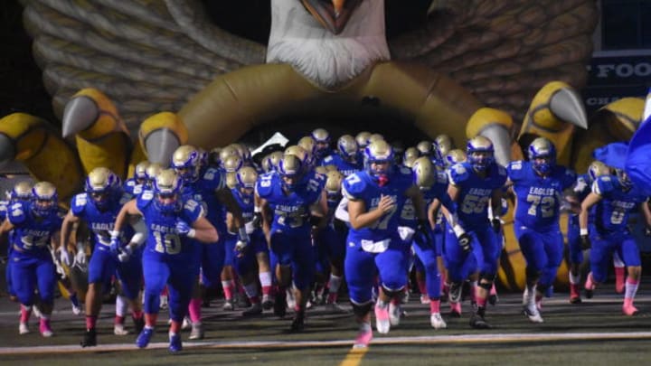 Santa Margarita knocked off a nationally-ranked team for the second time this season with a shocking 7-6 win over Mater Dei on the Monarchs' homecoming at the Santa Ana Bowl Santa Margarita knocked off a nationally-ranked team for the second time this season with a shocking 7-6 win over Mater Dei on the Monarchs' homecoming at the Santa Ana Bowl