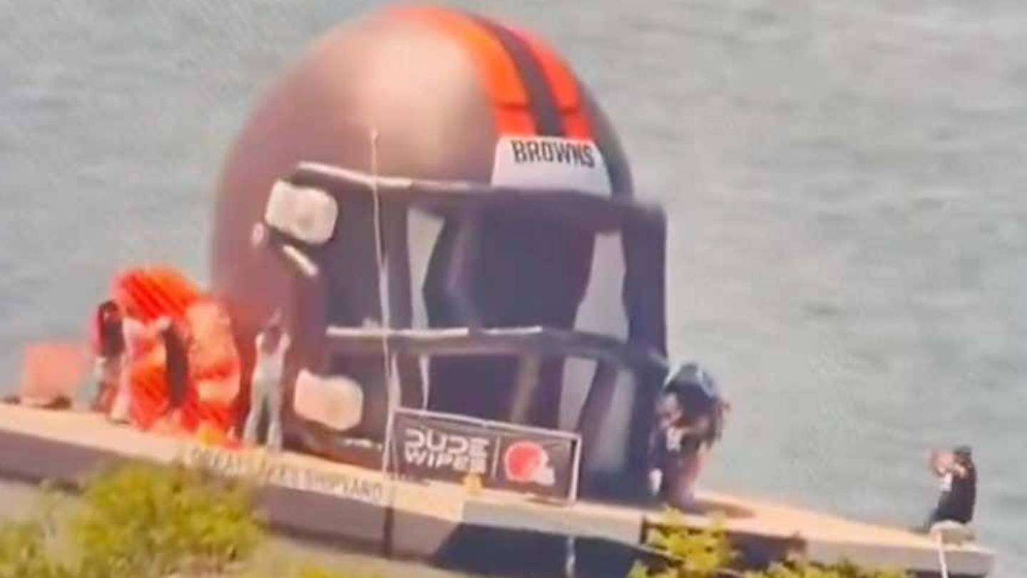 cleveland browns football helmet attack Cleveland Browns' epic fail of new helmet feels staged based on video  evidence