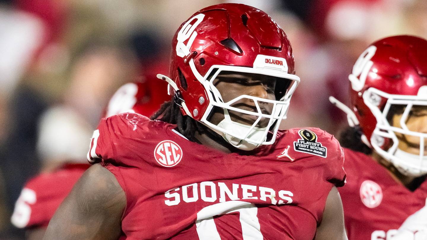 How Oklahoma's crimson helmet and logo became one of the most recognizable in college football