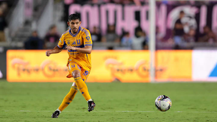 Aug 20, 2025; Fort Lauderdale, Florida, USA; Tigres UANL defender Jesus Garza (14) passes the ball against Inter Miami CF during the second half at Chase Stadium. Mandatory Credit: Sam Navarro-Imagn Images