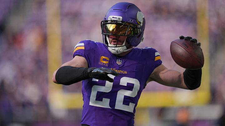 Nov 16, 2025; Minneapolis, Minnesota, USA; Minnesota Vikings free safety Harrison Smith (22) warms up before a game against the Chicago Bears at U.S. Bank Stadium. Mandatory Credit: Brad Rempel-Imagn Images