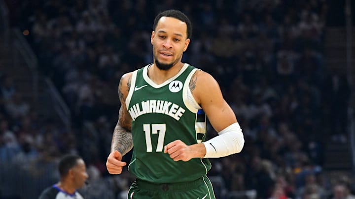 Milwaukee Bucks v Cleveland Cavaliers Milwaukee Bucks v Cleveland Cavaliers