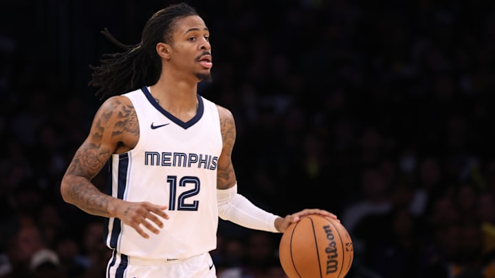 Memphis Grizzlies v Los Angeles Lakers