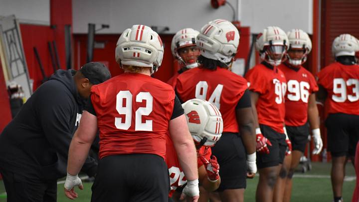 Wisconsin football's defensive line. Wisconsin football's defensive line.