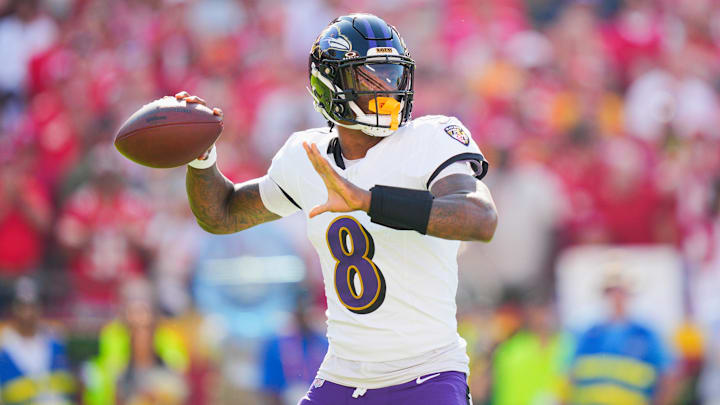 Sep 28, 2025; Kansas City, Missouri, USA; Baltimore Ravens quarterback Lamar Jackson (8) throws a pass during the first half against the Kansas City Chiefs at GEHA Field at Arrowhead Stadium. Mandatory Credit: Jay Biggerstaff-Imagn Images Sep 28, 2025; Kansas City, Missouri, USA; Baltimore Ravens quarterback Lamar Jackson (8) throws a pass during the first half against the Kansas City Chiefs at GEHA Field at Arrowhead Stadium. Mandatory Credit: Jay Biggerstaff-Imagn Images