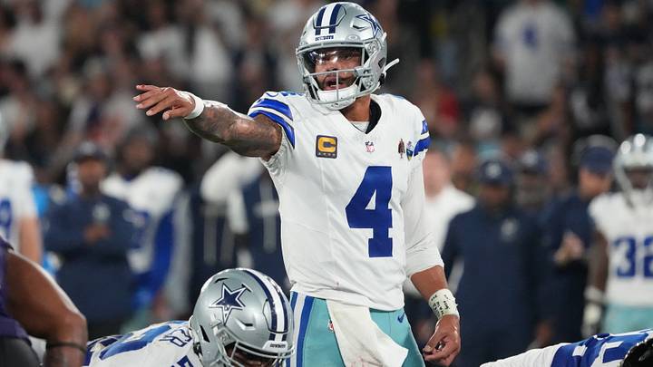 Dallas Cowboys quarterback Dak Prescott (4) sets the play against the Baltimore Ravens during the game at Maracana Stadium. Mandatory Credit: Kirby Lee-Imagn Images Dallas Cowboys quarterback Dak Prescott (4) sets the play against the Baltimore Ravens during the game at Maracana Stadium. Mandatory Credit: Kirby Lee-Imagn Images