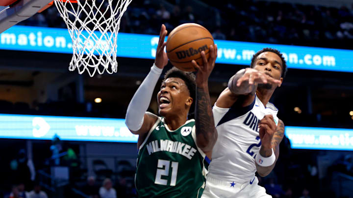 Milwaukee Bucks v Dallas Mavericks