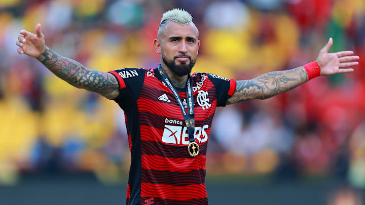 Vidal 'se ofereceu' ao Colo-Colo durante transmissão live