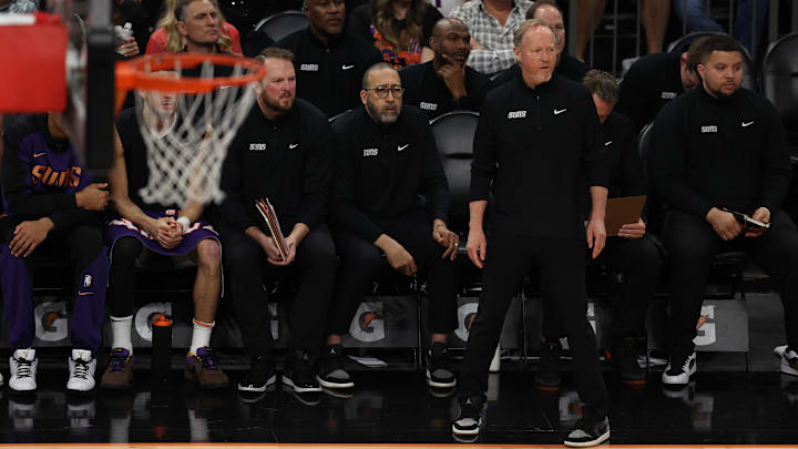 New Orleans Pelicans v Phoenix Suns